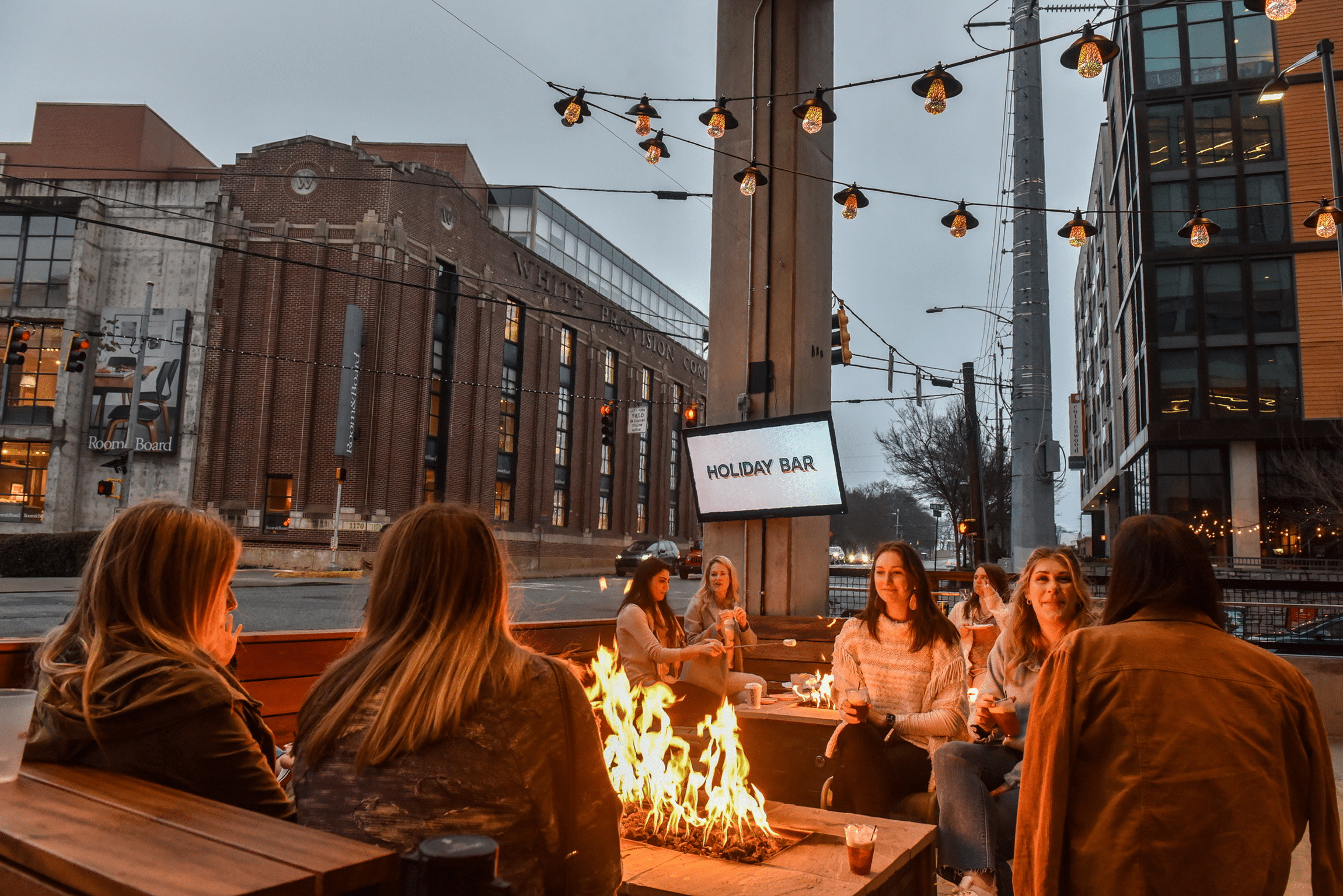 Happy Hour at Holiday Bar
